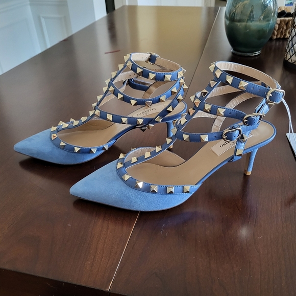 Valentino Garavani Rockstud ankle strap pump in suede leather